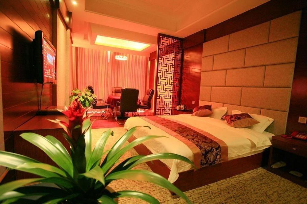 Konggang Holidy Hotel Shuangliu Chengdu Exterior photo